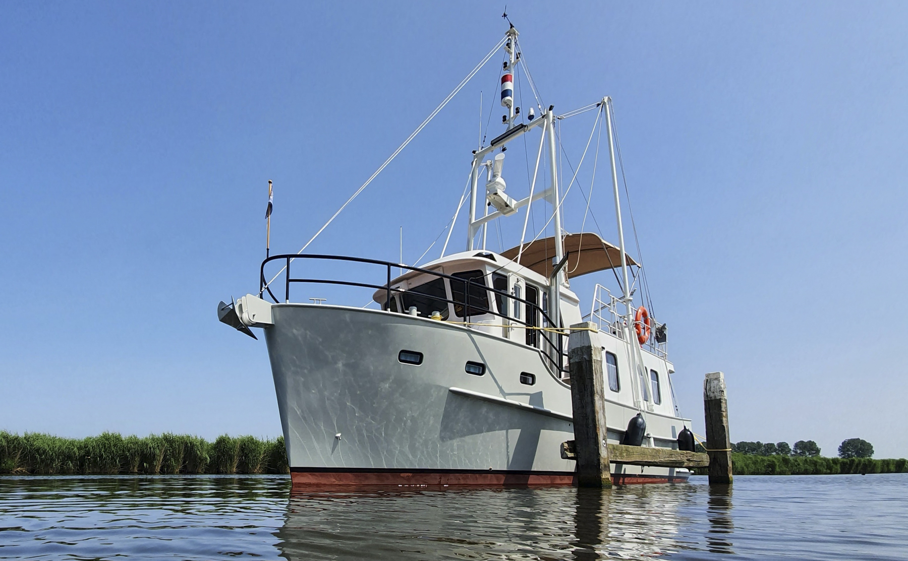 Trawler Kennedy with Ecospeed on hull and clean waterline.